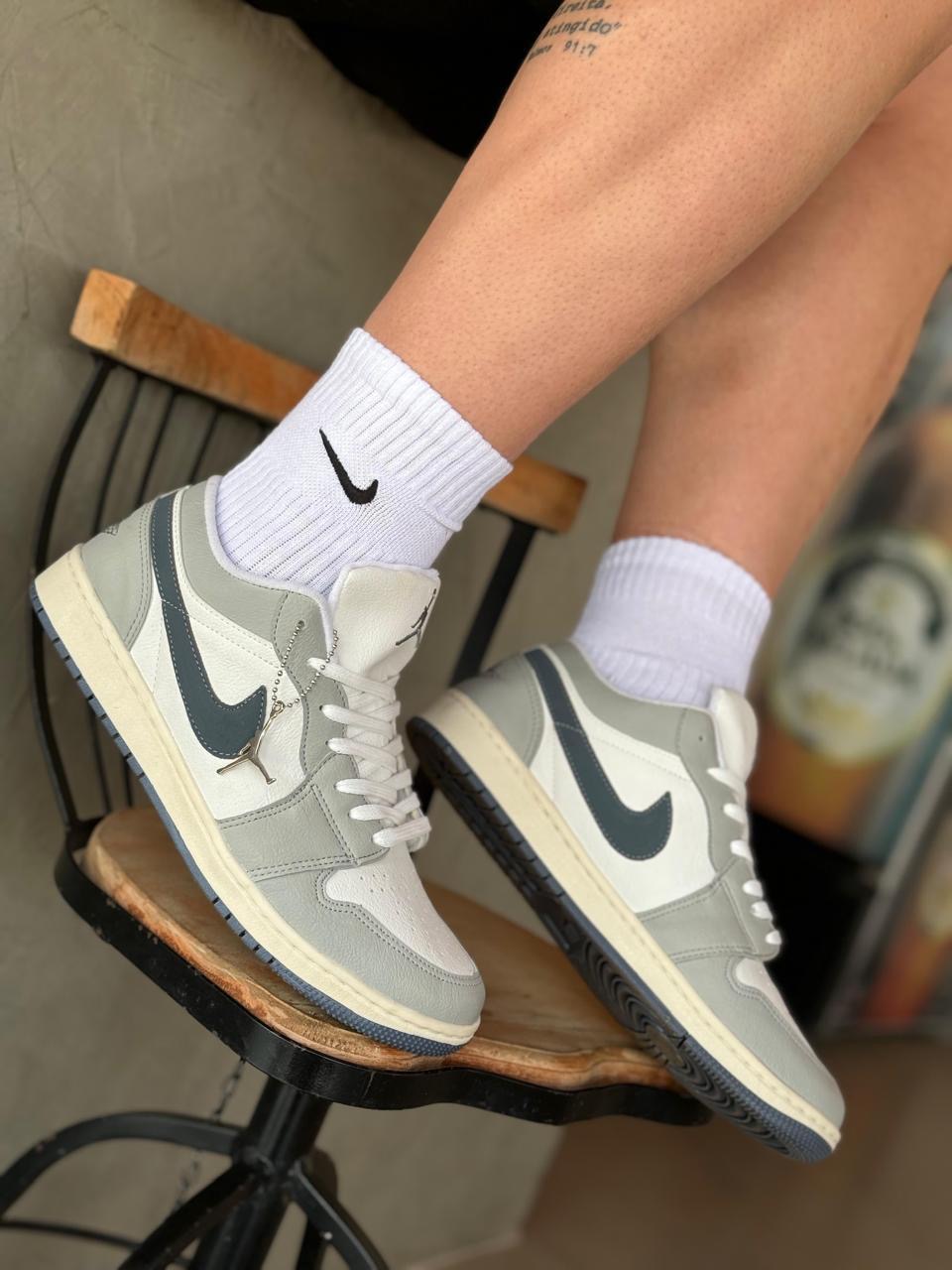Jordan low1 - Cinza e azul