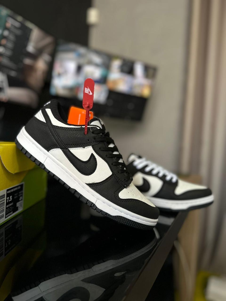 Dunk - Preto e branco